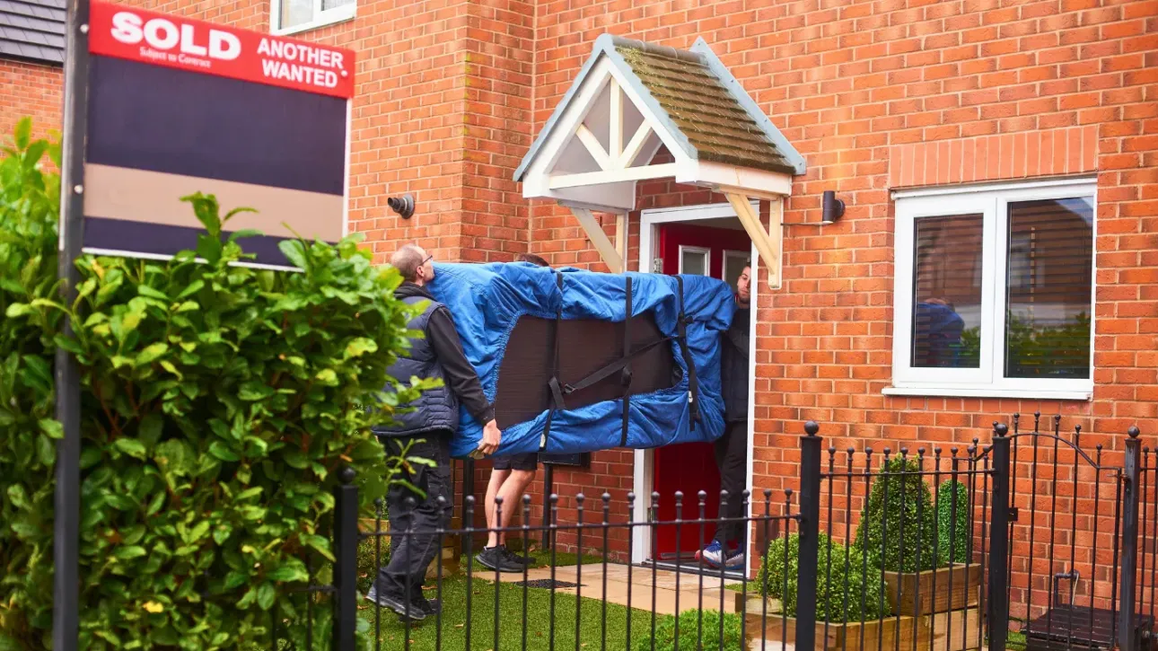 top-10-house-removal-companies-in-Brighton