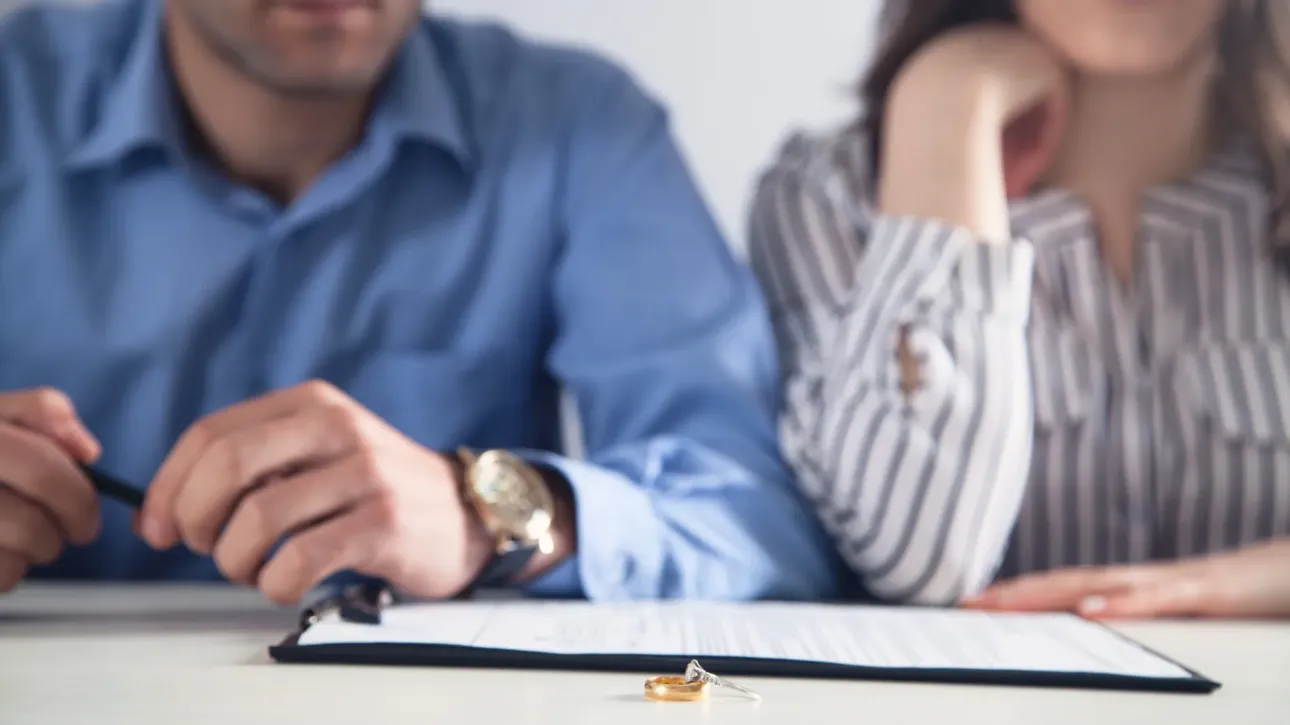 Mortgage and Legal Steps to Consider Before Finalising a Divorce Settlement