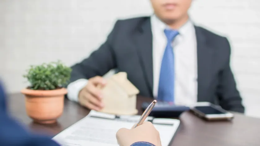 things-lenders-check