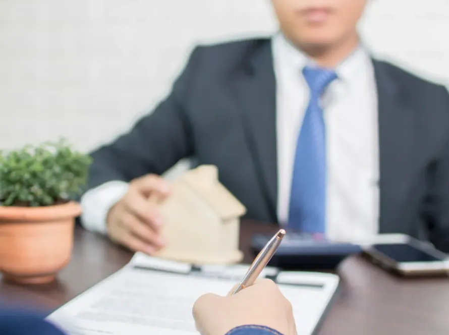 things-lenders-check